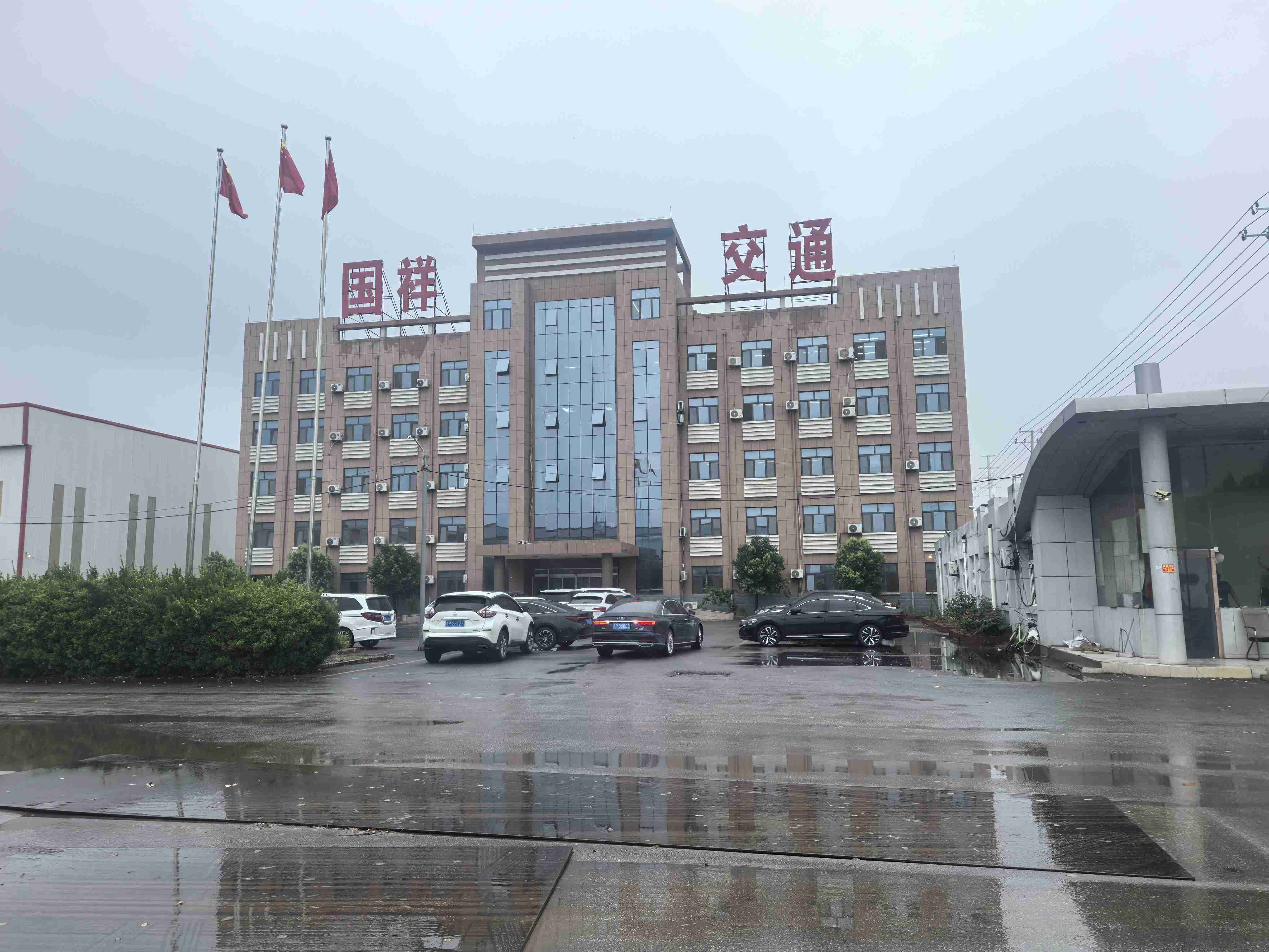 许昌市三波波形护栏浸塑波形护栏 - 一站式服务
